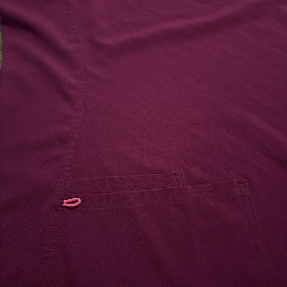 healing hands Burgundy V-Neck Scrub Top with Logo - Picture 7 of 7